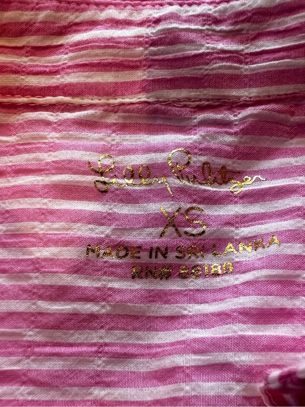 Lilly Pulitzer Sea view button down top in Havana pink Oxford stripe - Picture 2 of 6